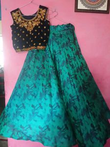 Embroidered Crop Top &amp; Printed Skirt Set