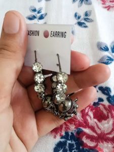 combo pack of 4 unique type earrings