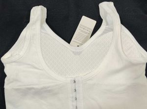 810 -- Ribbed Seamless 4 hook Sports Bra