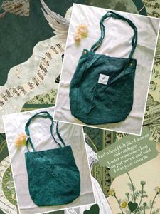 Stylish Emerald Green Tote Bag