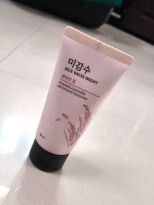 The Face Shop Rice Water Bright Foaming