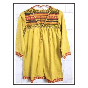🎈NEW🎈Mustard Yellow Embroidered Short Kurti