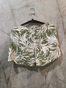 Leaf Print Lounge Shorts (size-L)
