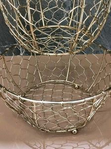 2-Tier Wire Basket Stand