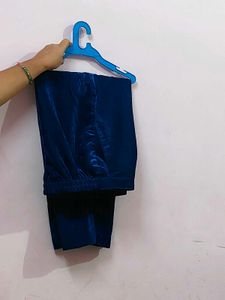 Elegant Navy Velvet Kurta With Pant