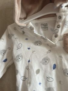 Cute Bear Print Baby Bodysuit