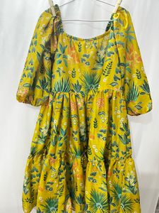 Flowy Floral Print Midi Dress