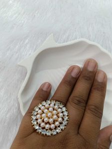 Elegant Pearl and Crystal Ring
