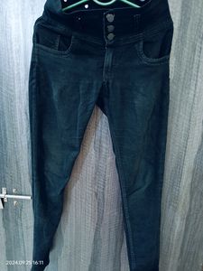 Black High Waist Jeans