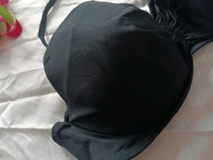 Chic Black Scalloped Bikini Top 34D