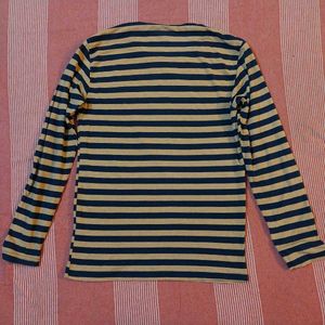 Stripe Tee (Round Neck) 💱PRICE NEGOTIABLE