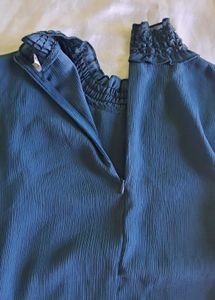 Chic Puff Sleeve Mock Neck Top
