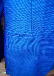 Selling Men's Blezer