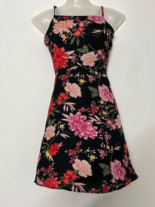 Pintresty Floral Print Mini Dress