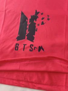 BTS Graphic Print Rose short T-Shirt