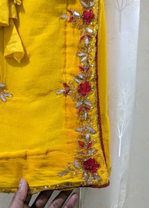 Chiffon Yellow Handwork Saree Blouse Set