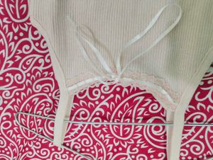 Ribbed Tank Top with Lace Trim