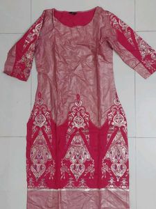 Elegant Pink Kurta with design for women