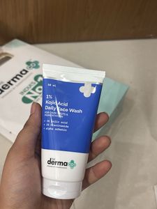 The Derma Co. 1% Kojic Acid Face Wash