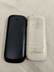Samsung Duos &amp; Basic Phone Bundle