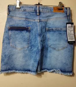 Tokyo Talkies Women Casual Skirt. New With Tag.