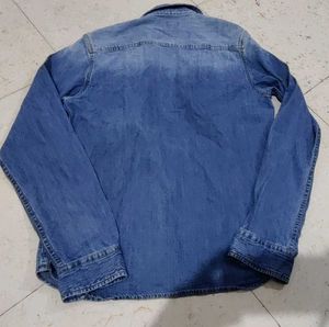 Double shaded denim shirt