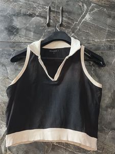 Black &amp; White Sleeveless Cropped Top🤍