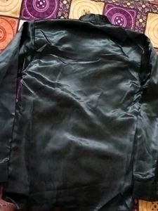 Black shirt