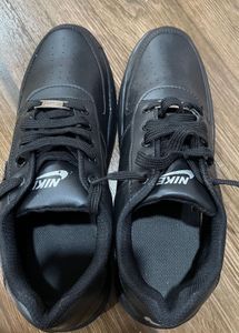 Nike Men's Duplicate Black Casual Sneakers