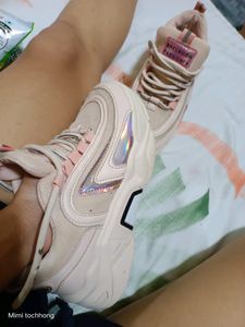 Not Much Flaws Pink Sport Shoe