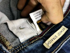 Allen Solly mens straight fit premium jeans