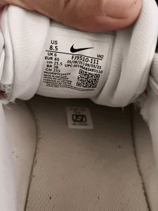 Nike winflo 11/ uk6 / like new
