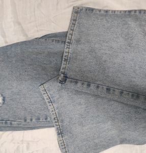 Urbanic Blue Ribbed Jeans 🌷