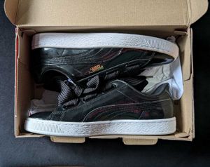 Puma Women's 🖤🩶Basket Heart Sneakers🖤🩶