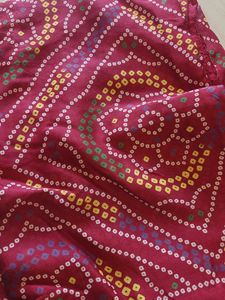 Maroon Bandhani Saree