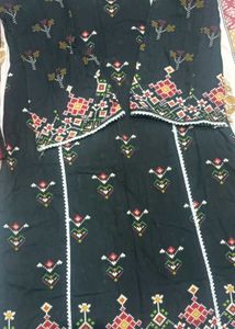 Black Kurta with Red dupatta