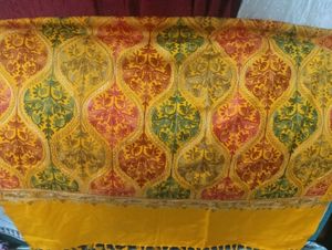 Embroidered Yellow Pashmina Stole.