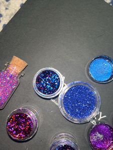 Holographic Flakes And Glitter