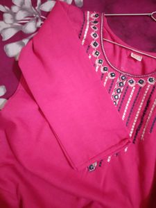 Pink women's woolen kurta