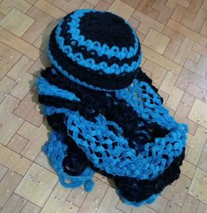 New Cozy Blue & Black Knit Hat and Scarf Set
