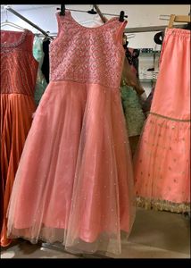Gown For Girls Age 6-8Years..