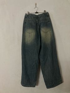 Ripped Baggy Jeans