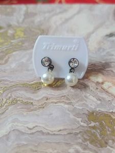 set of 2 Pairs Cute Stud Earrings || Get any