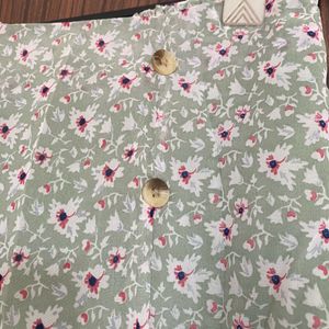 Chic Floral Midi Skirt with Button Detail