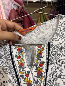 Rangriti Embroidered Kurta