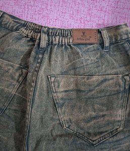 Stylish Washed Out Jeans