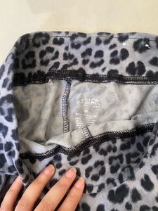 Leopard Print Leggings &amp; Sports Bra Set