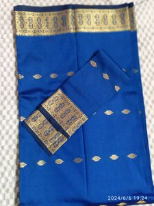 New Silk Saree With Unstiched Blouse Piece