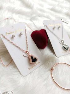 STYLISH COMBO OFFER 💥 necklace earrings breslet