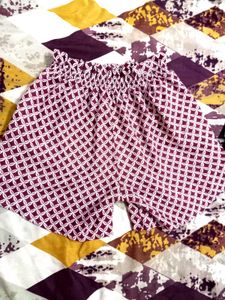 Maroon &amp; White Printed shorts for women